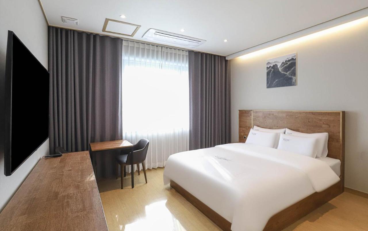 Hotel Grand Bay ボリョン エクステリア 写真